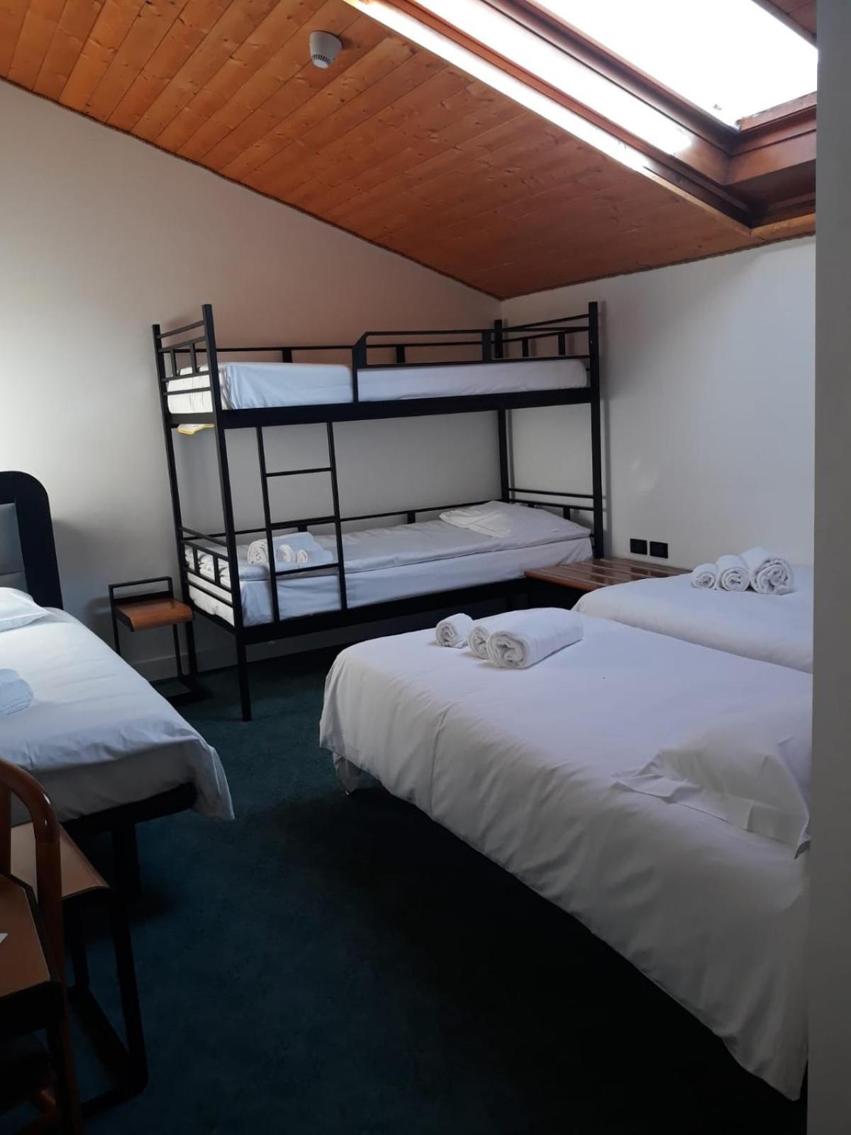 Hotel Celis Barcis Exterior photo
